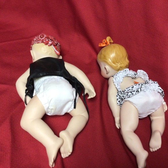 Franklin heirloom BIKER BABIES porcelain dolls - Picture 4 of 4